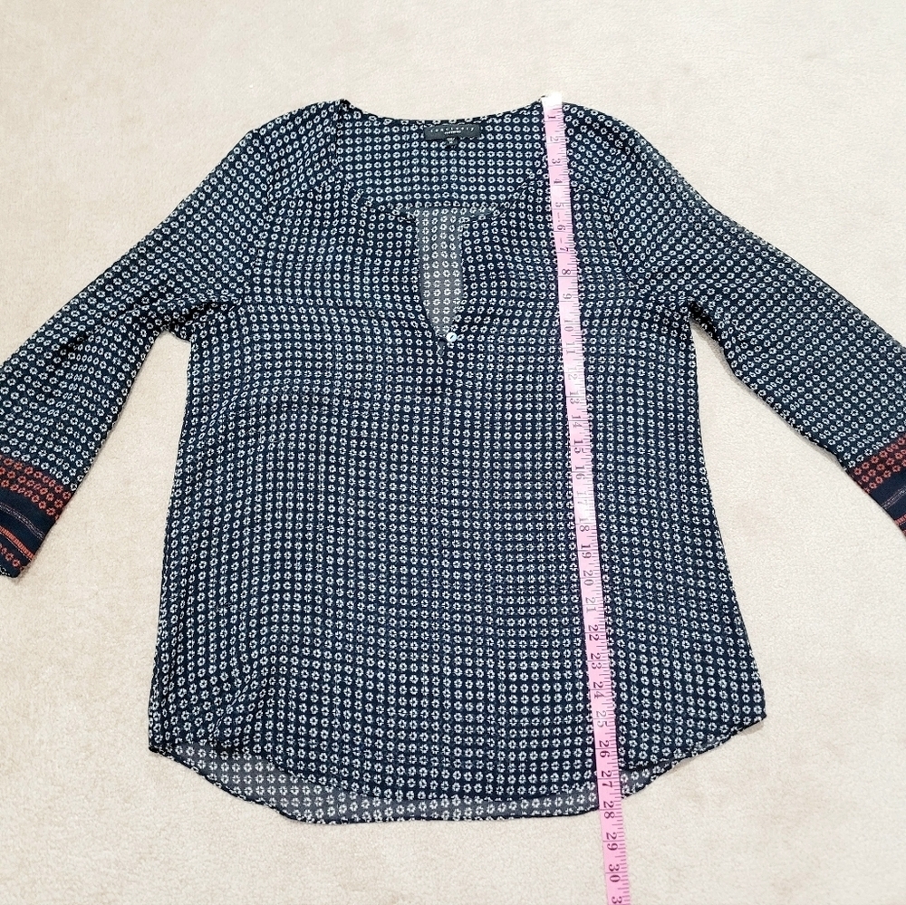 Sanctuary Clothing Woman's Sheer Blouse Top Size M Blue Print Long Sleeves - Picture 10 of 12
